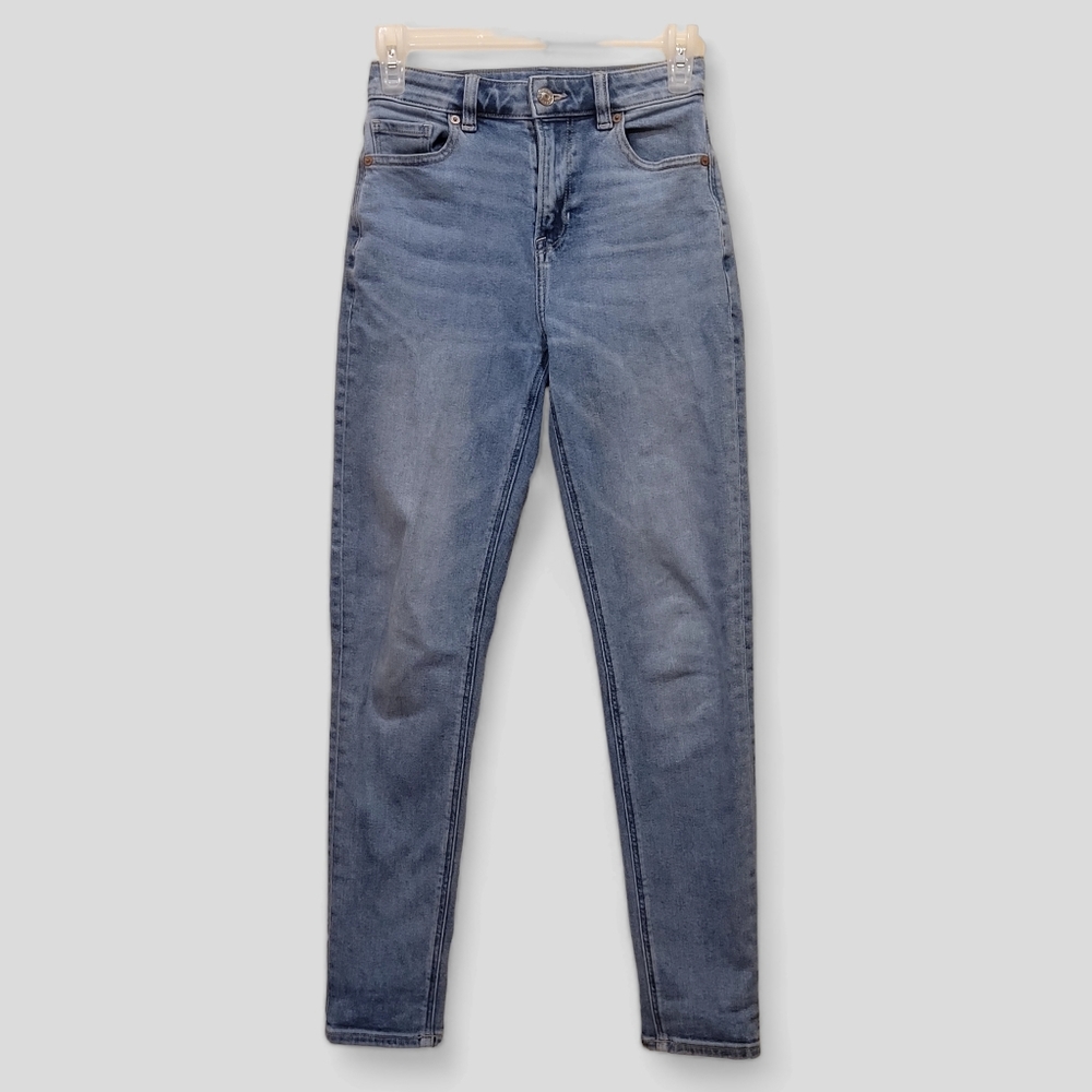 AMERICAN EAGLE - High Rise Stretch Mom Jeans